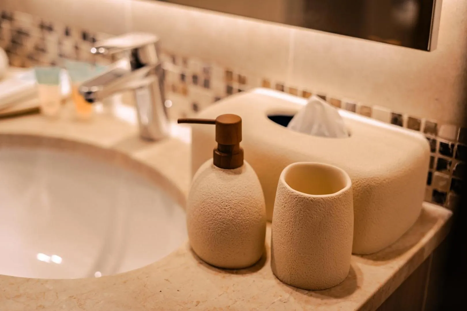 Apartment Studio By Otolo Homes With Free Yas Theme Park Tickets Abu Dhabi